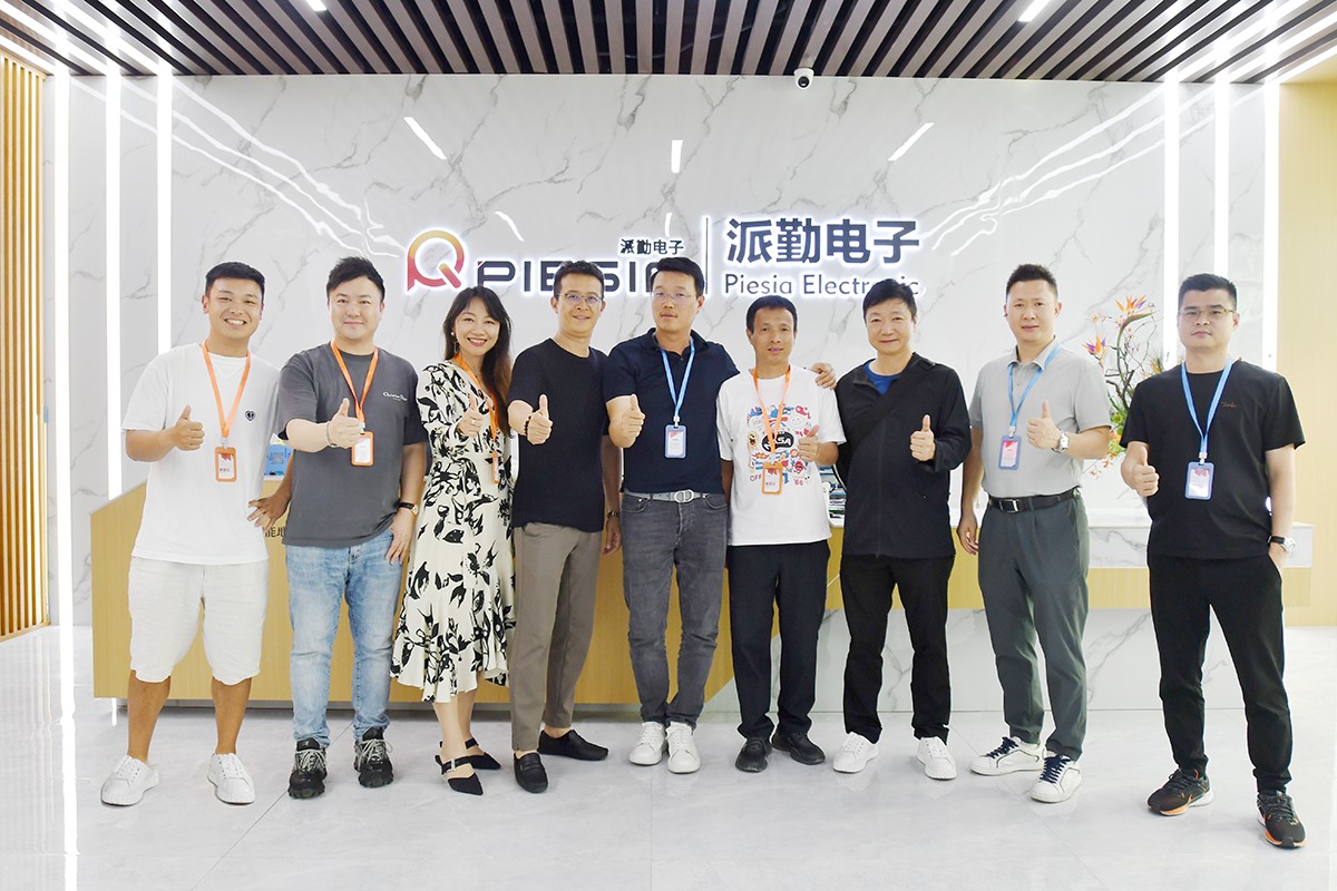 長江商學院EMBA精英團隊參訪派勤電子，共話創新發展！